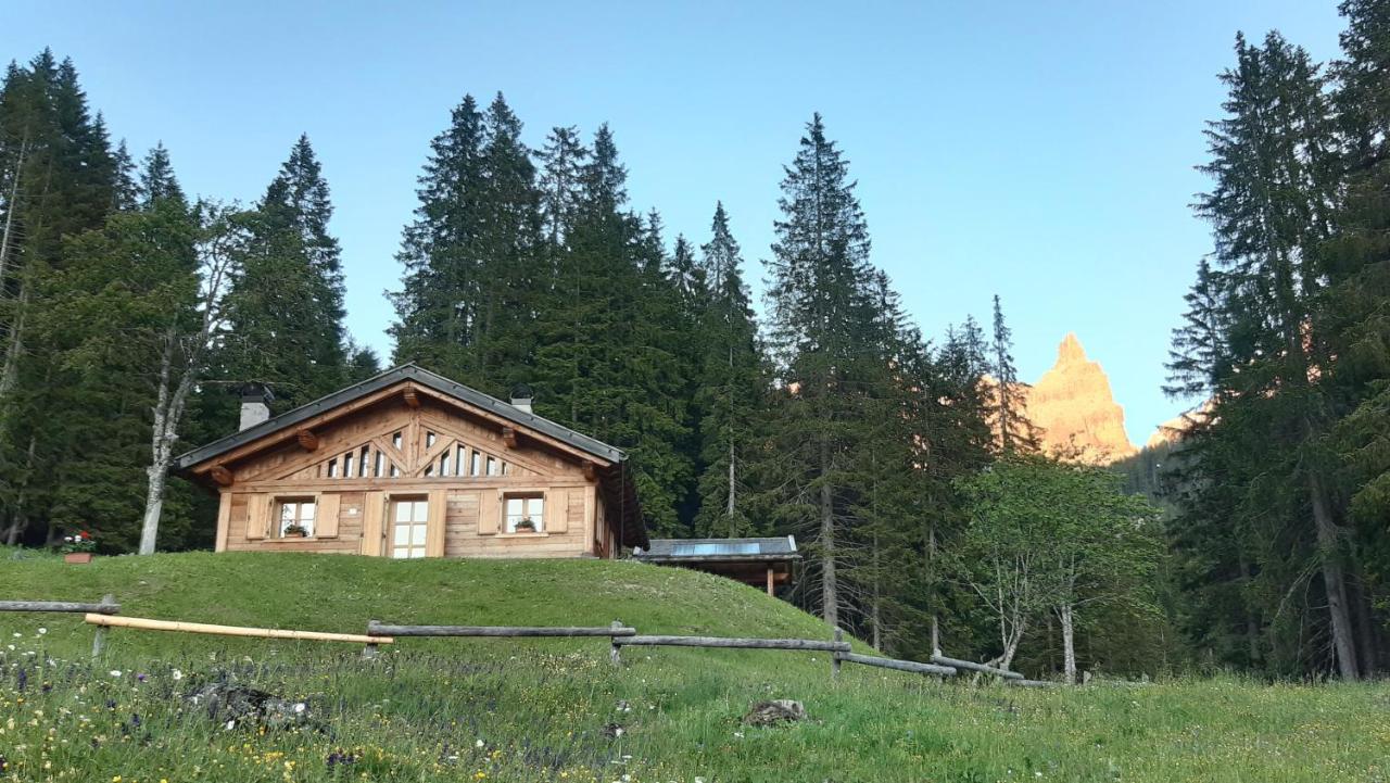 Chalet Brenta Dolomites Madonna di Campiglio Luaran gambar
