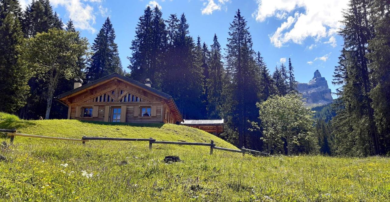 Chalet Brenta Dolomites Madonna di Campiglio Luaran gambar