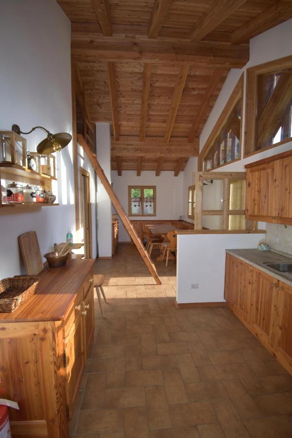 Chalet Brenta Dolomites Madonna di Campiglio Luaran gambar