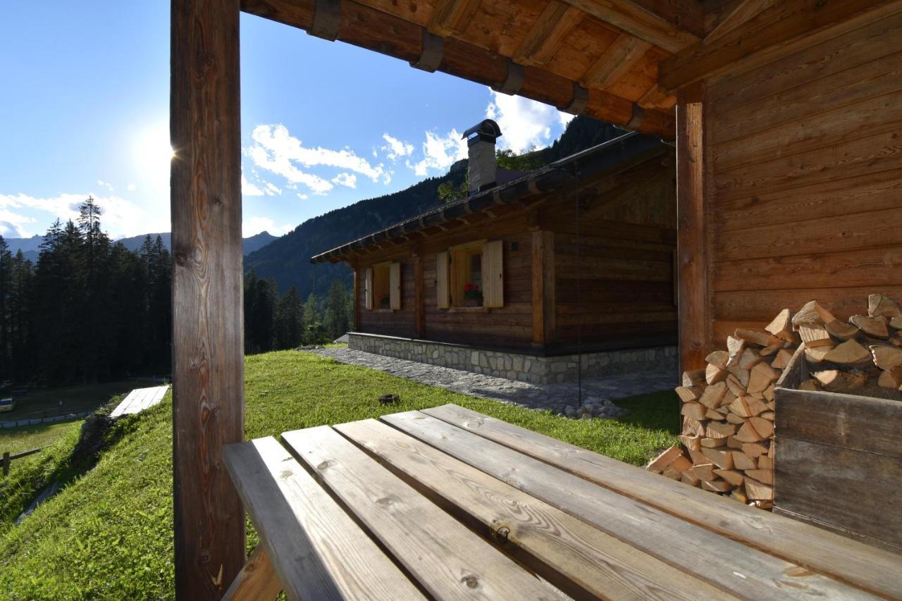 Chalet Brenta Dolomites Madonna di Campiglio Luaran gambar