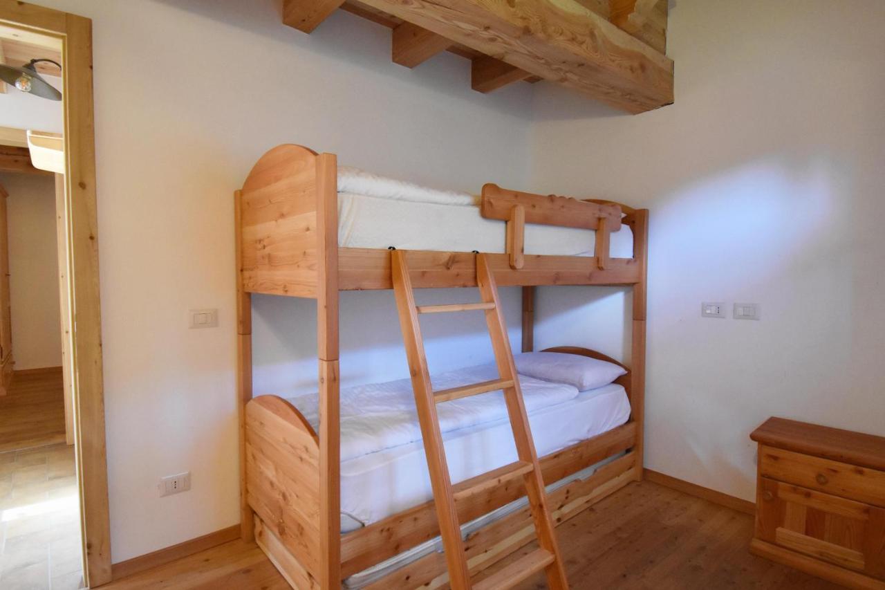 Chalet Brenta Dolomites Madonna di Campiglio Luaran gambar