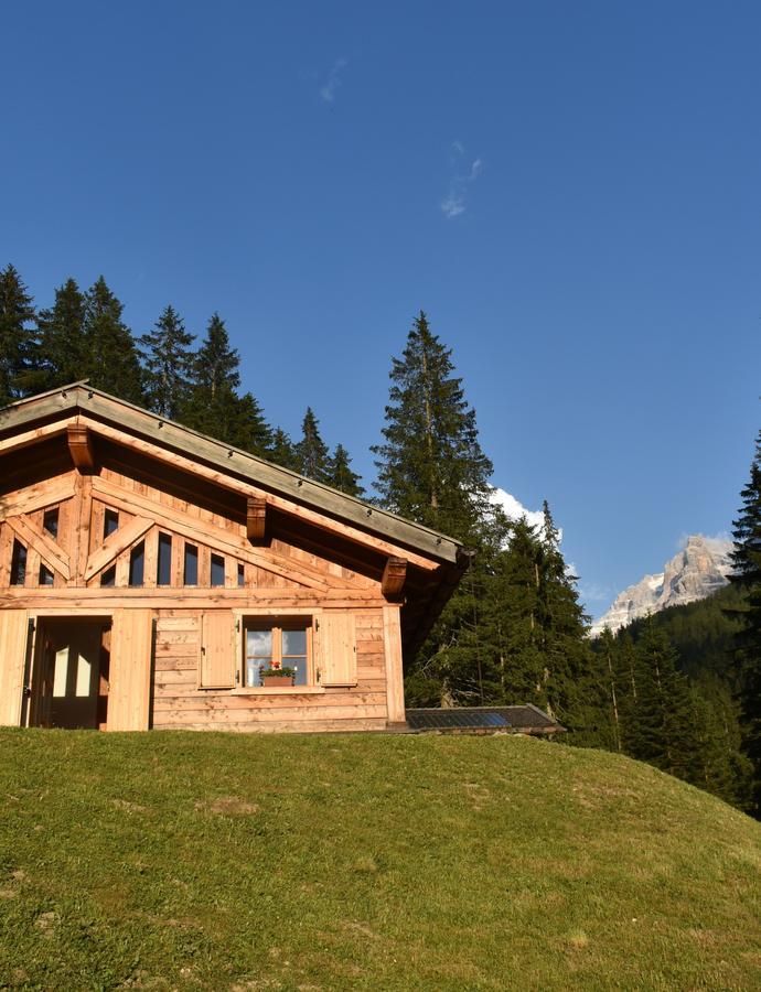 Chalet Brenta Dolomites Madonna di Campiglio Luaran gambar