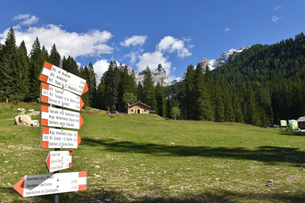 Chalet Brenta Dolomites Madonna di Campiglio Luaran gambar